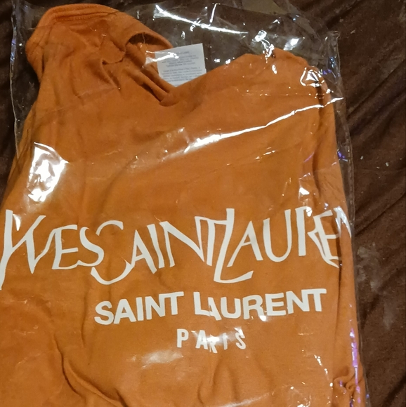 T-shirts - Picture 4 of 8